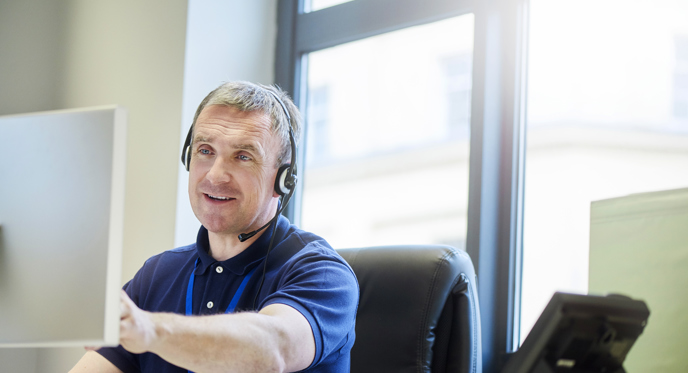 Service Person Istock 514717108 Farvekorrigeret